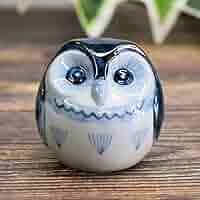 【美品】フクロウ　九谷焼　陶器　置物　インテリア　工芸品　美術品　A2563 フクロウ 置物 陶器 九谷焼 ふくろう 白黒盛 風水 開運 縁起物